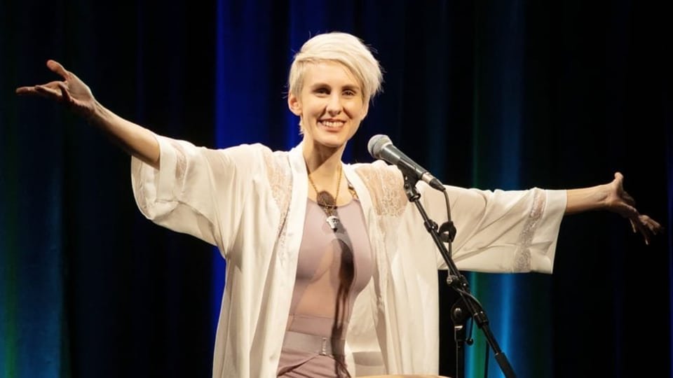 lisa eckhart körpergröße